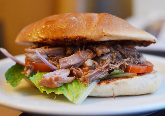 egg-brunch-breakfast-st-louis-pulled-pork